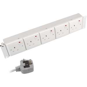 5 Way 19" 2U Horizontal 13A Individually Switched Rack Mount 13A Plug PDU - Image 1